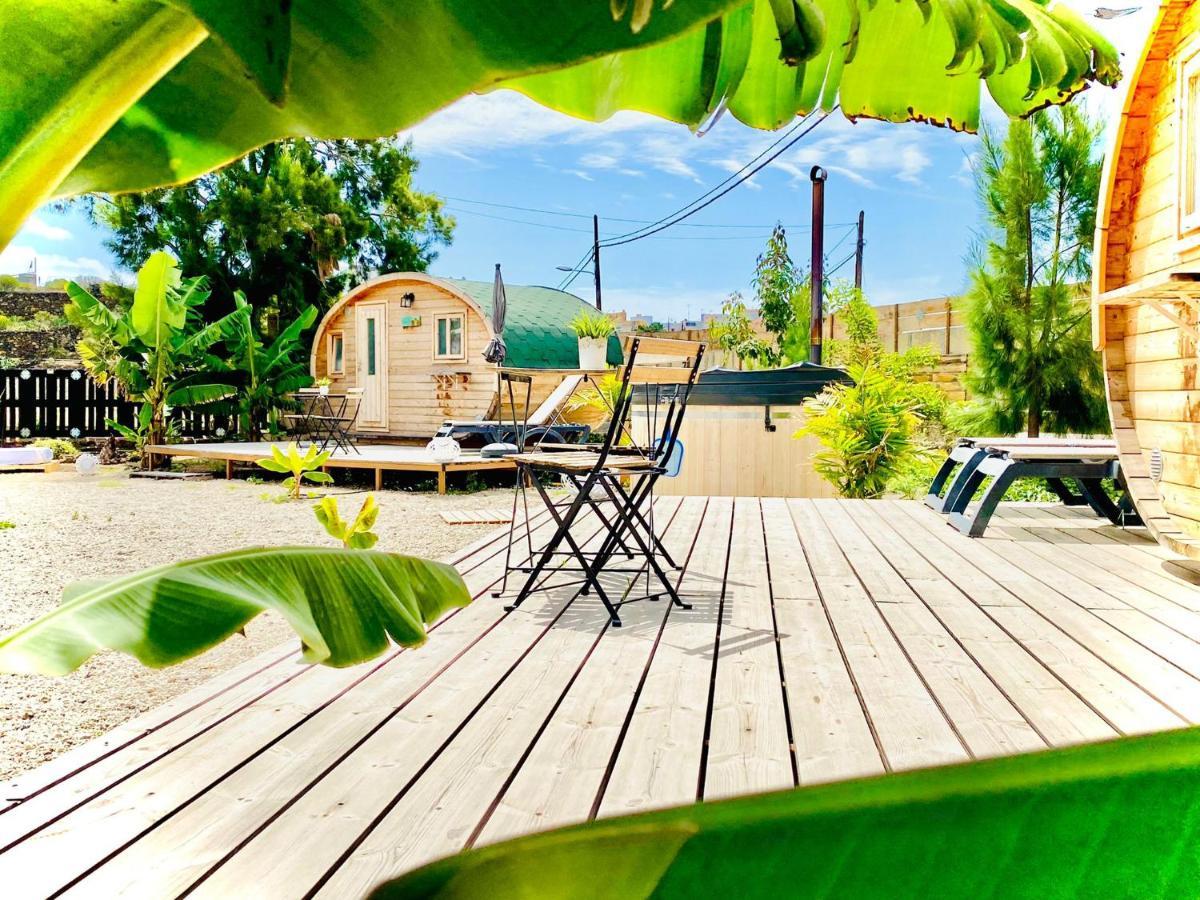 Villa Nashira Hot Tub Piscina Y Jardin Buzanada Exterior foto